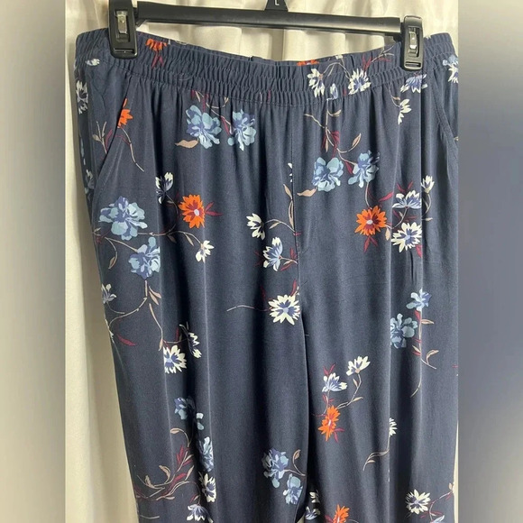 GFG Floral Pants Elastic Thick Waist Band Size XL Ankle Length Cropped - Picture 1 of 8